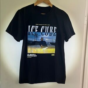 Black Ice Cube Graphic Short Sleeve Tee